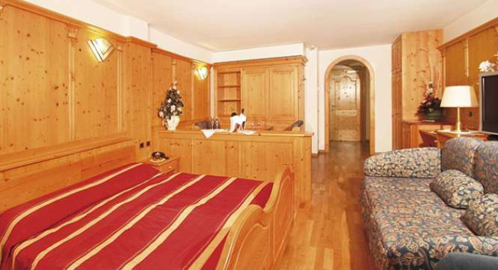 Hotel Diamant (Campitello), Val di Fassa ski chalet, image 6